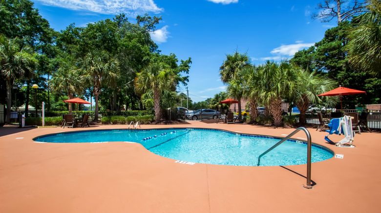 <b>Red Roof Inn Myrtle Beach-Market Common Pool</b>. Images powered by <a href="https://www.leonardoworldwide.com/" title="Leonardo Worldwide" target="_blank">Leonardo</a>.