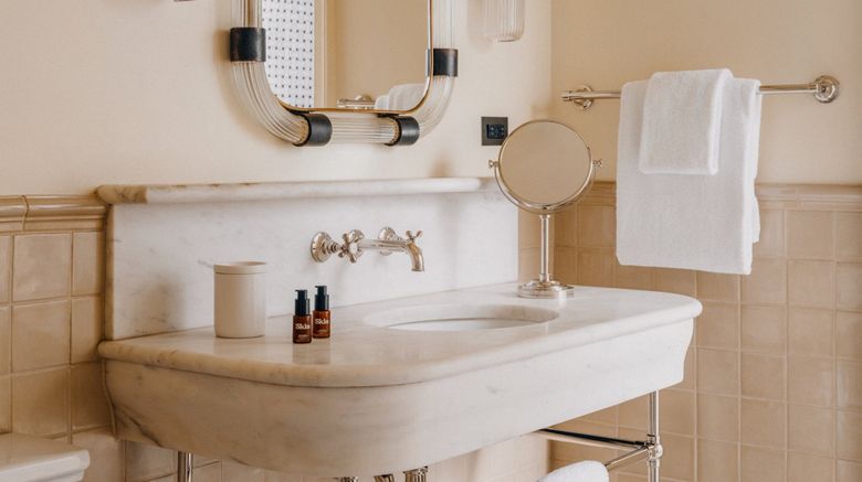 <b>Soho House Nashville Room</b>. Images powered by <a href="https://www.leonardoworldwide.com/" title="Leonardo Worldwide" target="_blank">Leonardo</a>.