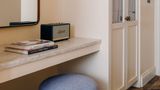 <b>Soho House Nashville Room</b>. Images powered by <a href="https://www.leonardoworldwide.com/" title="Leonardo Worldwide" target="_blank">Leonardo</a>.