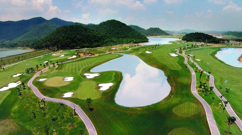 <b>InterContinental Hanoi Westlake Golf</b>. Images powered by <a href="https://www.leonardoworldwide.com/" title="Leonardo Worldwide" target="_blank">Leonardo</a>.
