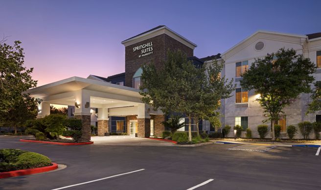 SpringHill Suites Turlock Exterior