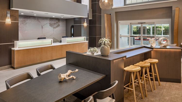 SpringHill Suites Turlock Lobby