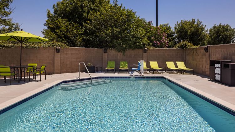 SpringHill Suites Turlock Pool