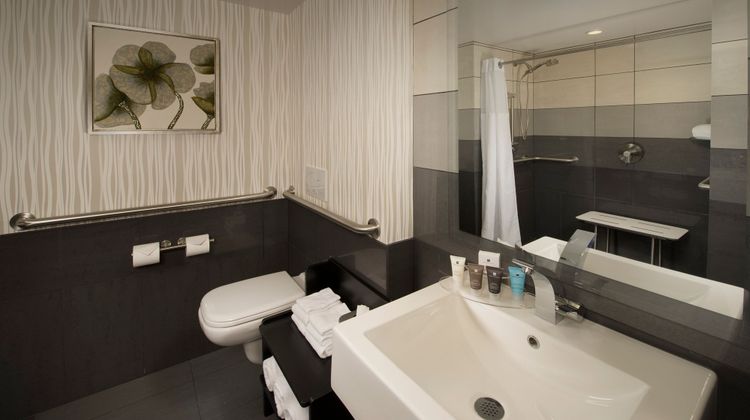 Skybridge Seattle Airport Hotel Room