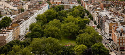 Jumeirah Carlton Tower Exterior
