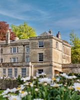 Burleigh Court Hotel