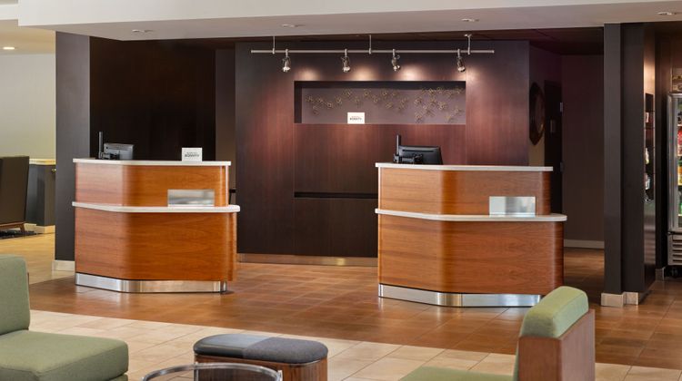 Courtyard by Marriott Charlottesville Exterior