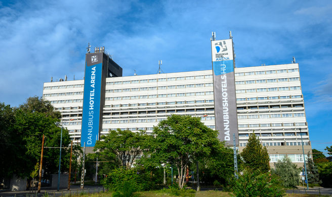 Danubius Hotel Arena Exterior