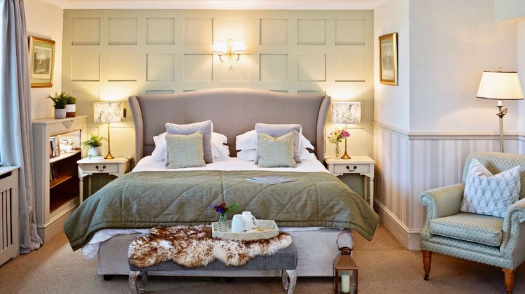Burleigh Court Hotel Room