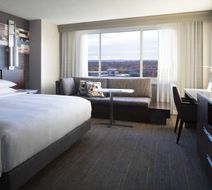 Kansas City Marriott Country Club Plaza Room
