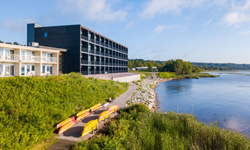 Terrace Bay Hotel