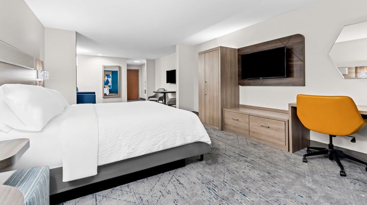 Holiday Inn Express Room