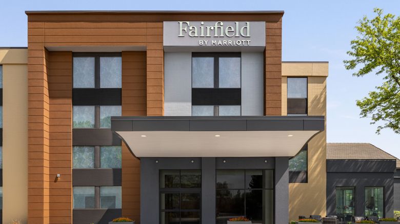 <b>Fairfield Inn & Suites Madison South Exterior</b>. Images powered by <a href="https://www.leonardoworldwide.com/" title="Leonardo Worldwide" target="_blank">Leonardo</a>.