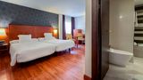 <b>Nuevo Torreluz Hotel Room</b>. Images powered by <a href="https://www.leonardoworldwide.com/" title="Leonardo Worldwide" target="_blank">Leonardo</a>.