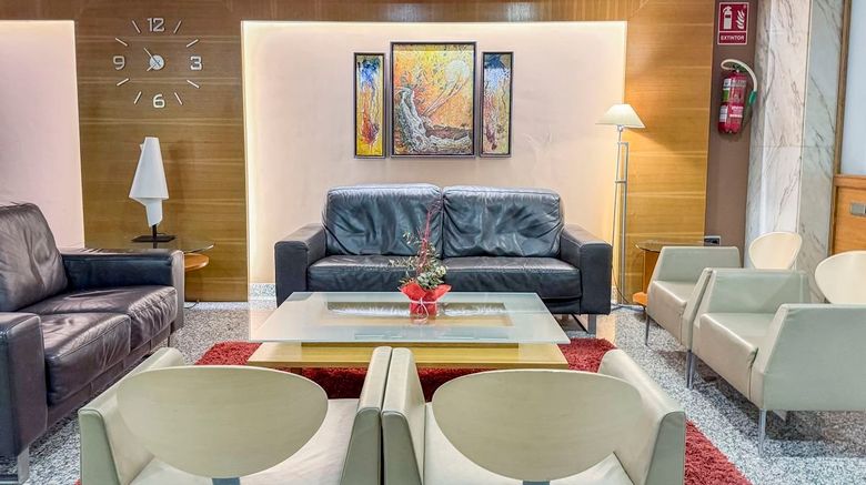 <b>Nuevo Torreluz Hotel Lobby</b>. Images powered by <a href="https://www.leonardoworldwide.com/" title="Leonardo Worldwide" target="_blank">Leonardo</a>.