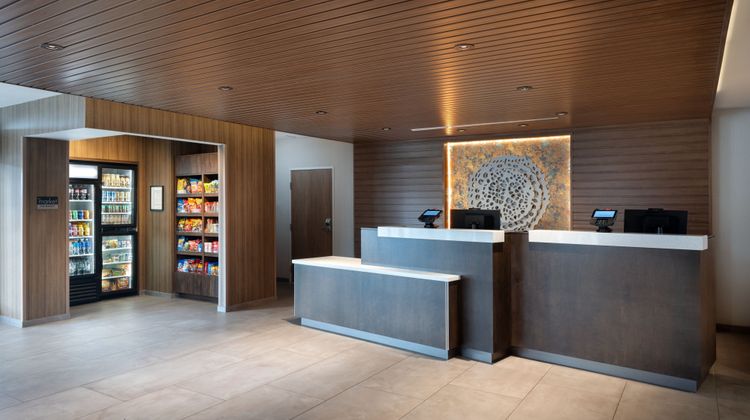 Fairfield Inn & Suites Lobby