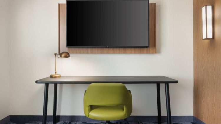 Fairfield Inn & Suites Room