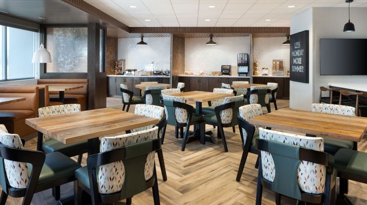 Fairfield Inn & Suites Restaurant