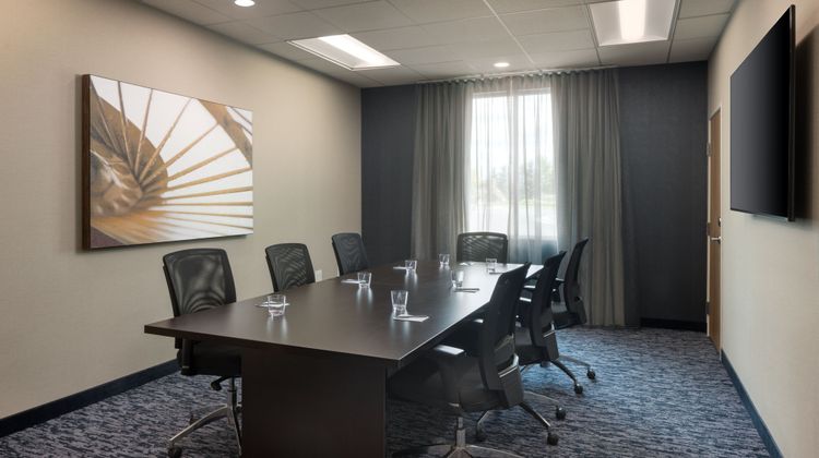 Fairfield Inn & Suites Meeting