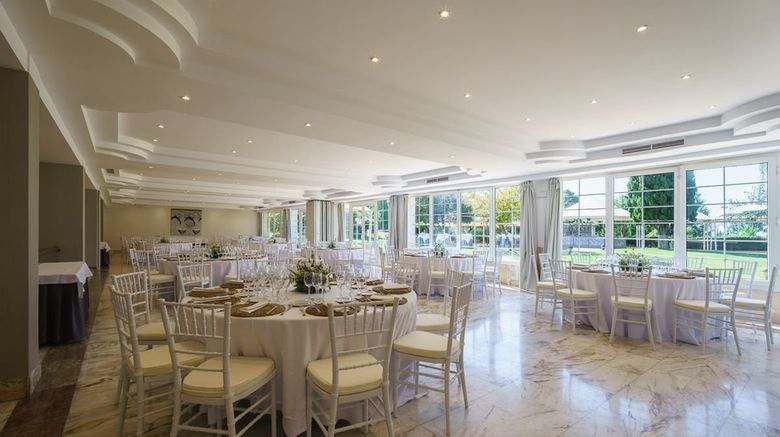 <b>Criso Jardines de Cordoba Ballroom</b>. Images powered by <a href="https://www.leonardoworldwide.com/" title="Leonardo Worldwide" target="_blank">Leonardo</a>.
