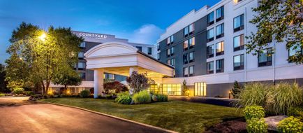 Courtyard Boston Marlborough Exterior