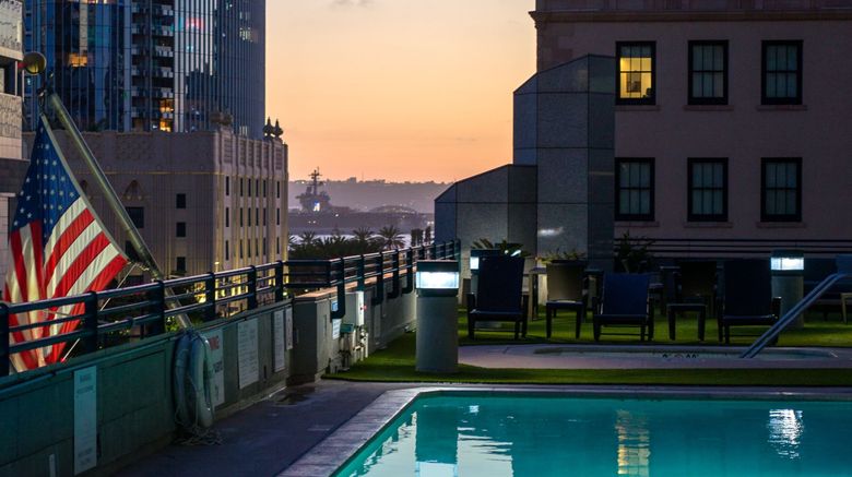 <b>The Westin San Diego Bayview Pool</b>. Images powered by <a href="https://www.leonardoworldwide.com/" title="Leonardo Worldwide" target="_blank">Leonardo</a>.