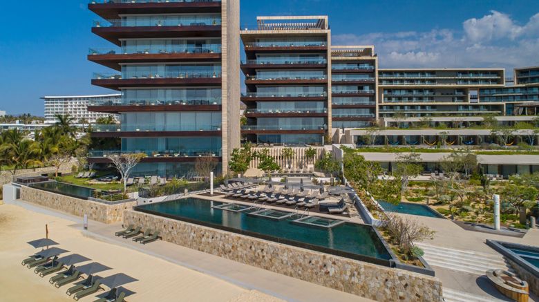 <b>The Club at Solaz Pool</b>. Images powered by <a href="https://www.leonardoworldwide.com/" title="Leonardo Worldwide" target="_blank">Leonardo</a>.