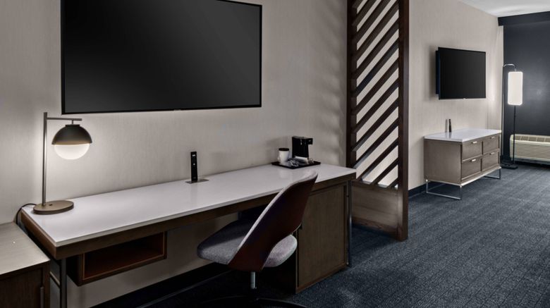 <b>Courtyard Jefferson City Room</b>. Images powered by <a href="https://www.leonardoworldwide.com/" title="Leonardo Worldwide" target="_blank">Leonardo</a>.