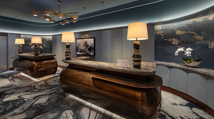 JW Marriott Essex House New York Lobby