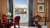 The St Regis Florence Suite