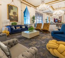 Le Pavillon Hotel Lobby