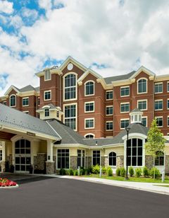 Inn at Bellefield / Hyde Park