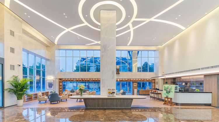 Holiday Inn Express Wuhan Jinyin Lake Exterior
