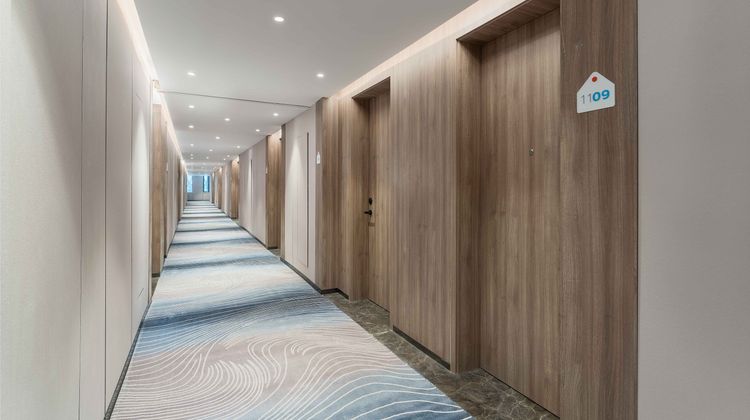Holiday Inn Express Wuhan Jinyin Lake Lobby
