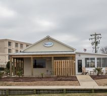 BridgePoint Hotel & Marina Exterior