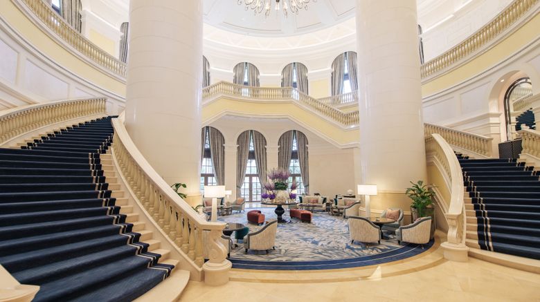 <b>Four Seasons Hotel Macao at Cotai Strip Lobby</b>. Images powered by <a href="https://www.leonardoworldwide.com/" title="Leonardo Worldwide" target="_blank">Leonardo</a>.