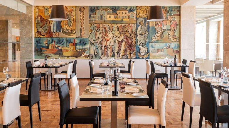 <b>Vila Gale Collection Figueira da Foz Restaurant</b>. Images powered by <a href="https://www.leonardoworldwide.com/" title="Leonardo Worldwide" target="_blank">Leonardo</a>.