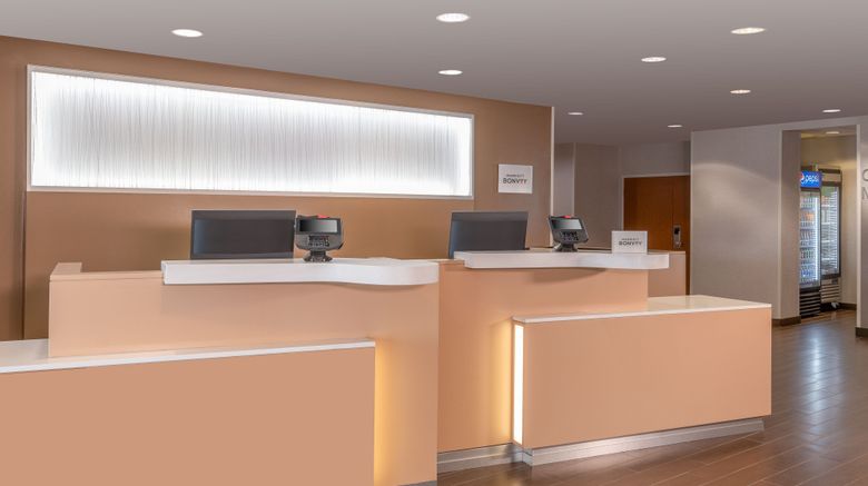 <b>Fairfield Inn & Suites Toronto Lobby</b>. Images powered by <a href="https://www.leonardoworldwide.com/" title="Leonardo Worldwide" target="_blank">Leonardo</a>.