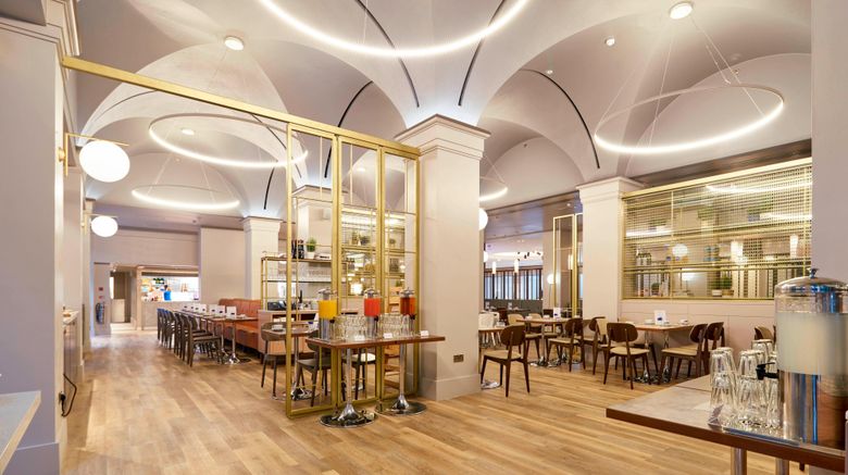 <b>London Marriott Hotel Regents Park Restaurant</b>. Images powered by <a href="https://www.leonardoworldwide.com/" title="Leonardo Worldwide" target="_blank">Leonardo</a>.