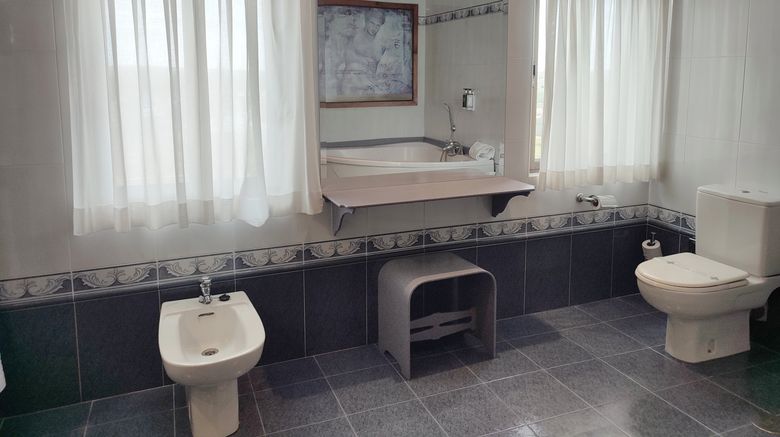 <b>Sercotel Hotel Cuatro Postes Room</b>. Images powered by <a href="https://www.leonardoworldwide.com/" title="Leonardo Worldwide" target="_blank">Leonardo</a>.