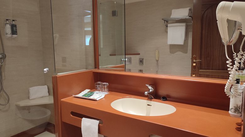 <b>Sercotel Hotel Cuatro Postes Room</b>. Images powered by <a href="https://www.leonardoworldwide.com/" title="Leonardo Worldwide" target="_blank">Leonardo</a>.