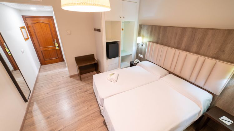Sercotel Dona Carmela Room
