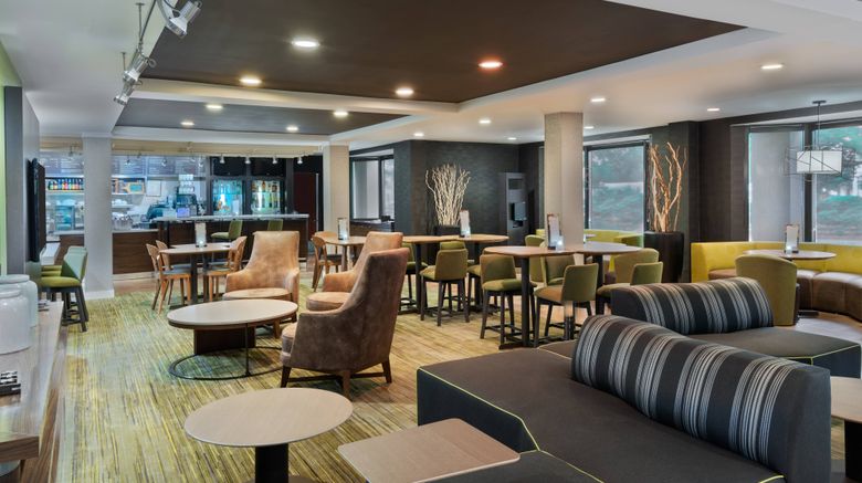 <b>Courtyard by Marriott Lafayette Airport Lobby</b>. Images powered by <a href="https://www.leonardoworldwide.com/" title="Leonardo Worldwide" target="_blank">Leonardo</a>.