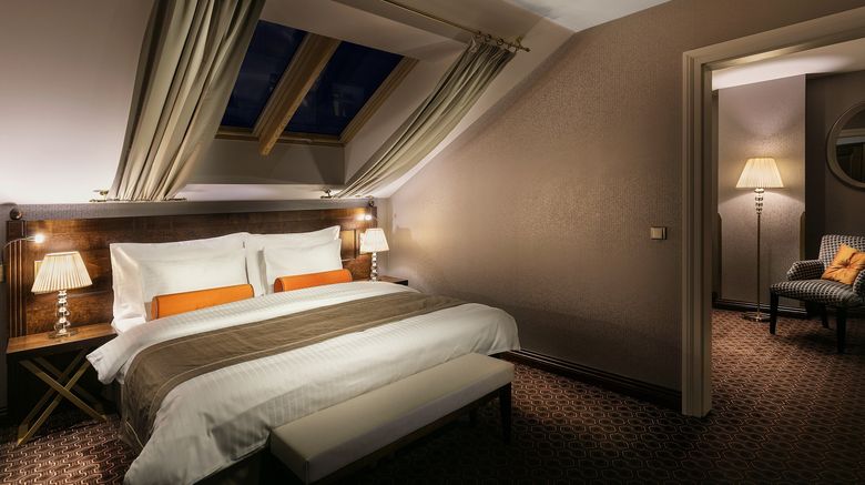 <b>Cosmopolitan Hotel Suite</b>. Images powered by <a href="https://www.leonardoworldwide.com/" title="Leonardo Worldwide" target="_blank">Leonardo</a>.