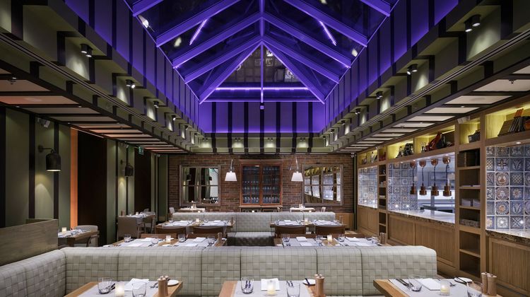 Cosmopolitan Hotel Restaurant