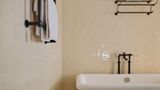 <b>Soho House Barcelona Room</b>. Images powered by <a href="https://www.leonardoworldwide.com/" title="Leonardo Worldwide" target="_blank">Leonardo</a>.