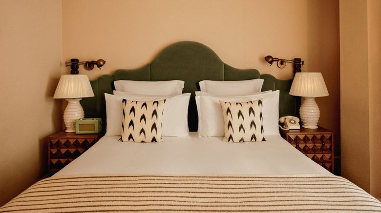 <b>Soho House Barcelona Room</b>. Images powered by <a href="https://www.leonardoworldwide.com/" title="Leonardo Worldwide" target="_blank">Leonardo</a>.