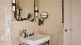 <b>Soho House Barcelona Room</b>. Images powered by <a href="https://www.leonardoworldwide.com/" title="Leonardo Worldwide" target="_blank">Leonardo</a>.