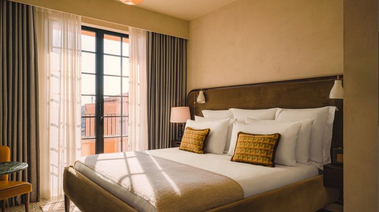 <b>Soho House Rome Room</b>. Images powered by <a href="https://www.leonardoworldwide.com/" title="Leonardo Worldwide" target="_blank">Leonardo</a>.