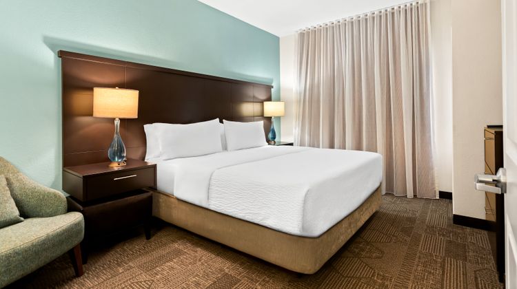 Staybridge Suites Room